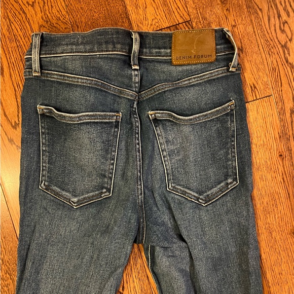 Denim Forum Lola Highrise - Picture 3 of 3